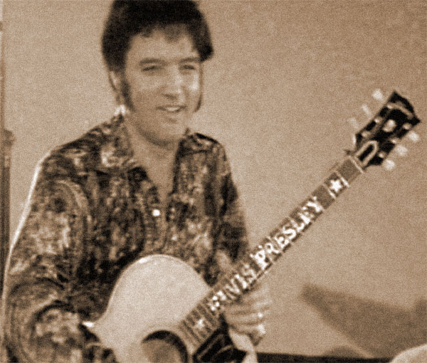 Elvis rehearsing in 1970